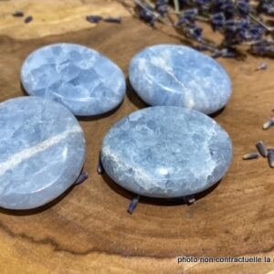 Calcite Bleue Galet